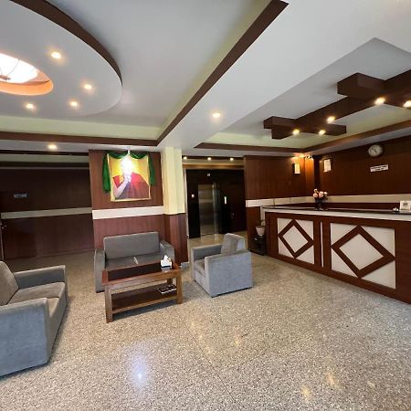 Hotel Claire Inn Kathmandu Bagian luar foto