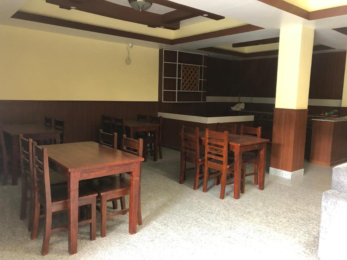 Hotel Claire Inn Kathmandu Bagian luar foto