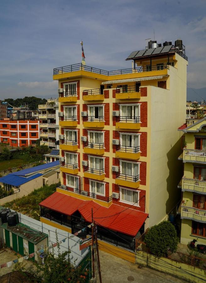 Hotel Claire Inn Kathmandu Bagian luar foto
